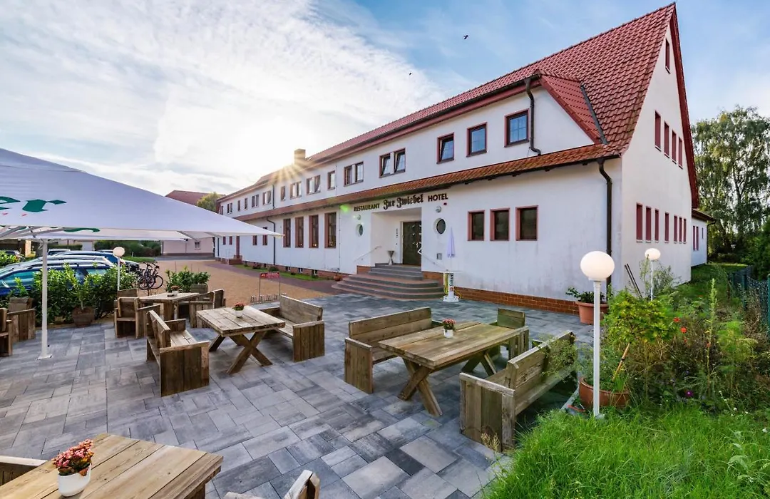 Hotel&Restaurant Zur Zwiebel-1