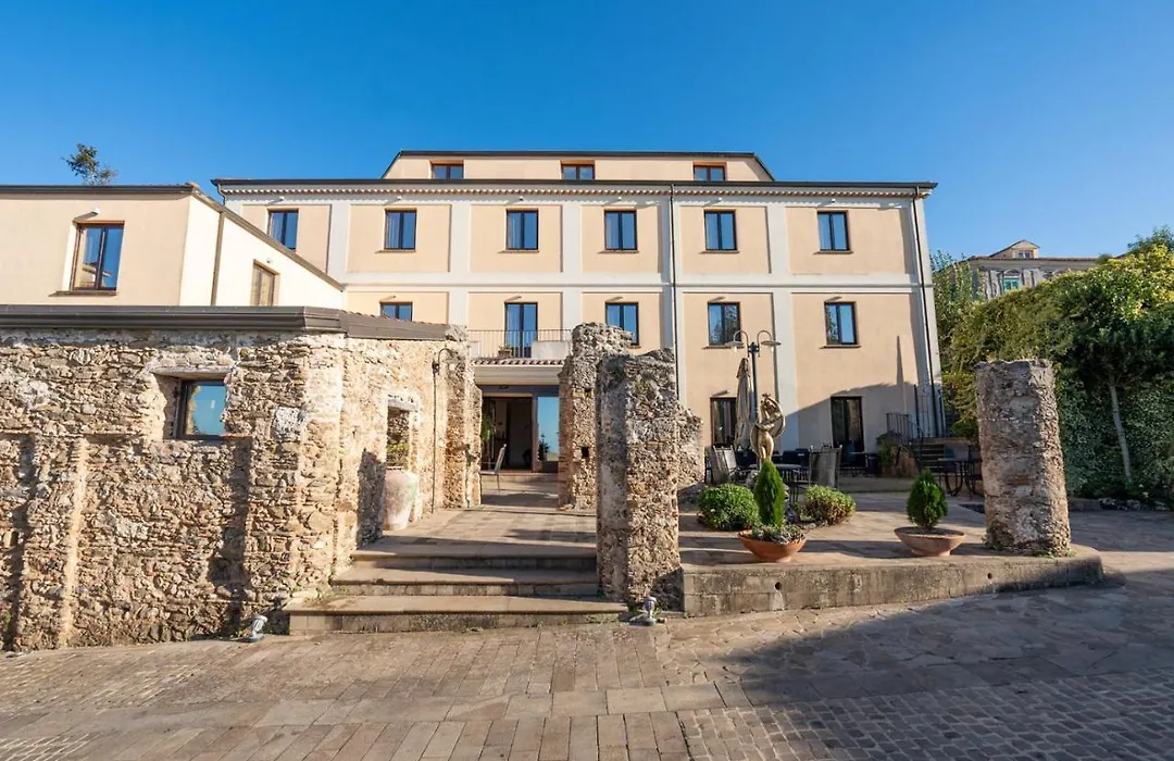 Hotel Ristorante Vecchia Vibo-1
