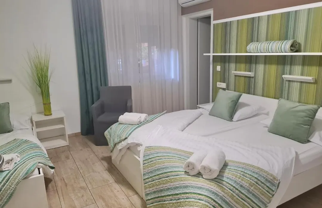 Azur Rooms Ljubljana-1
