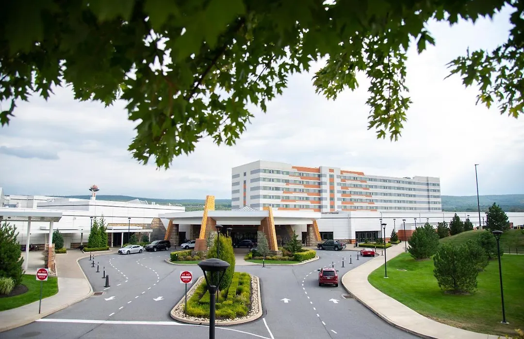 Mohegan Pennsylvania Casino Resort - Adults Only-1