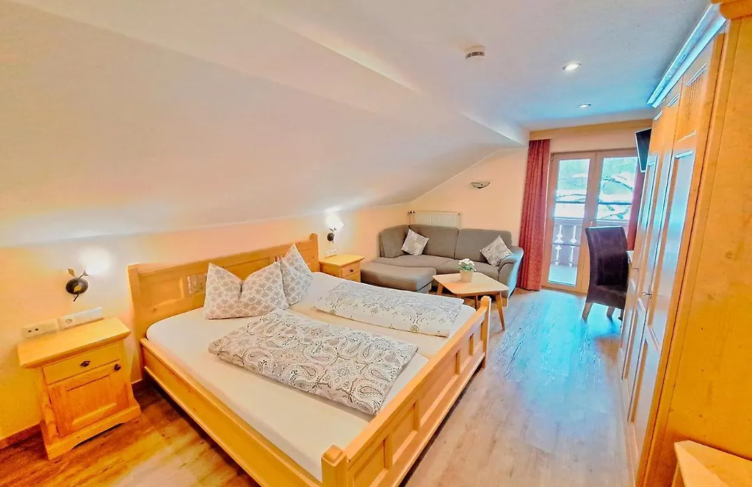 Pension Carina-1