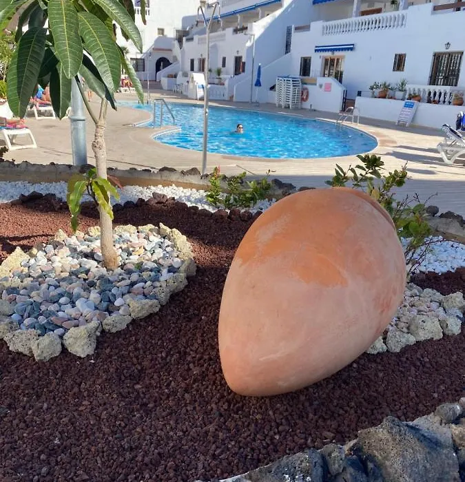 Los Cristianos port royal-1