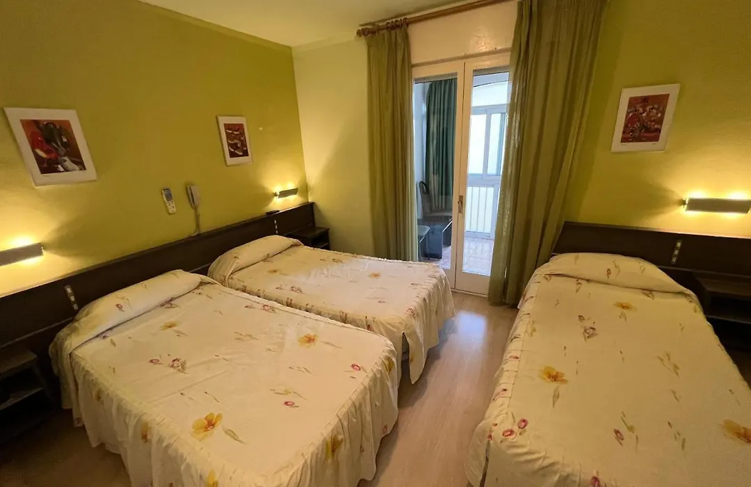Hostal La Vila-1