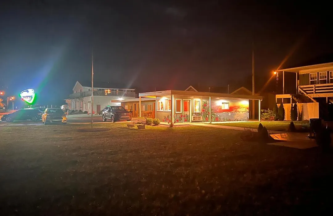 The Cedar Motel-1