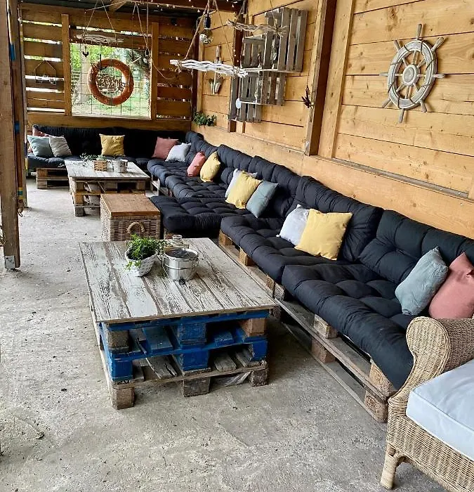 Tiny House Werse im PIER9 Tiny House Hotel-1