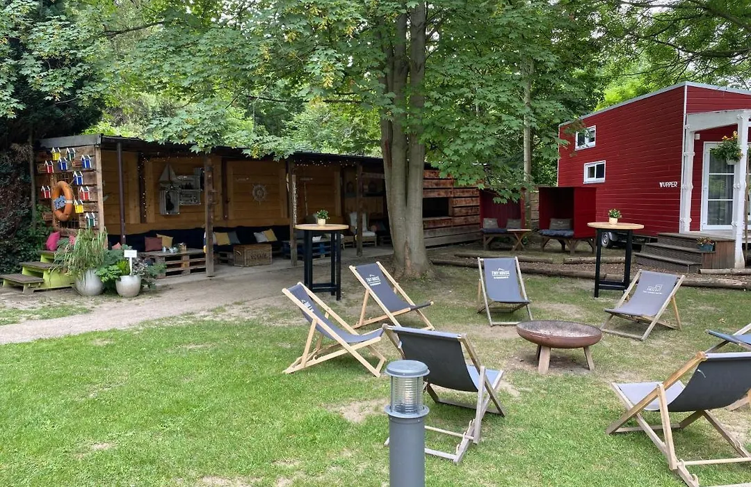 Tiny House Ahse im PIER9 Tiny House Hotel-1