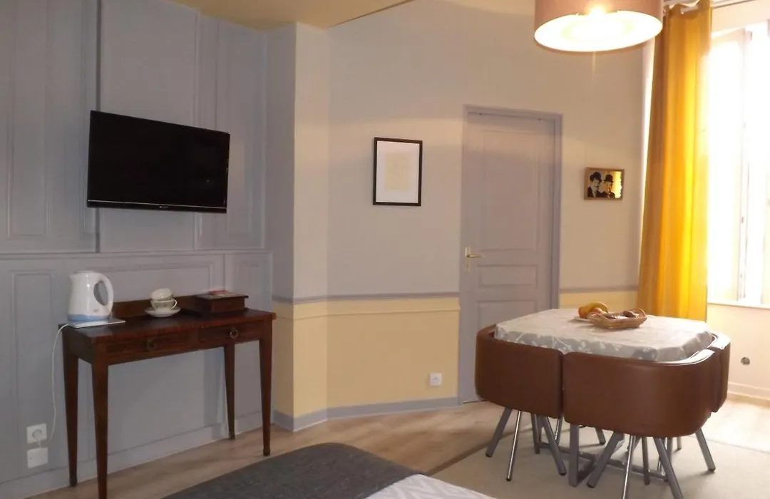 HOTEL particulier LARIBOISIERE-1