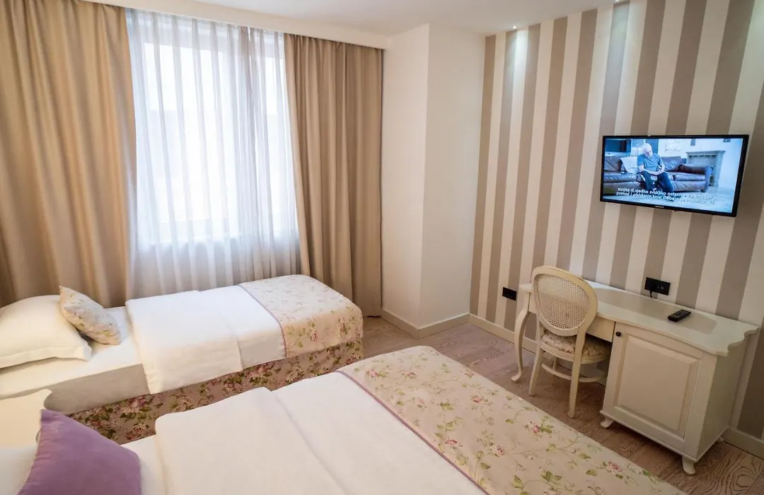 Hotel Grace-1