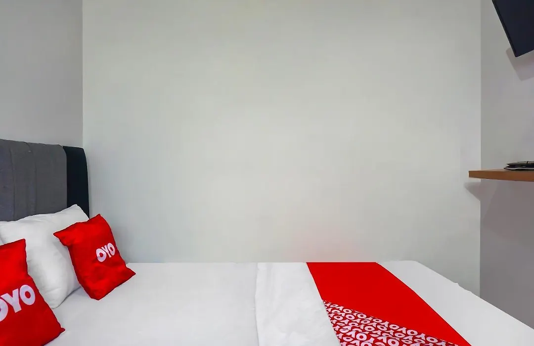 Oyo 92272 Sahaja Pasar Baru-1