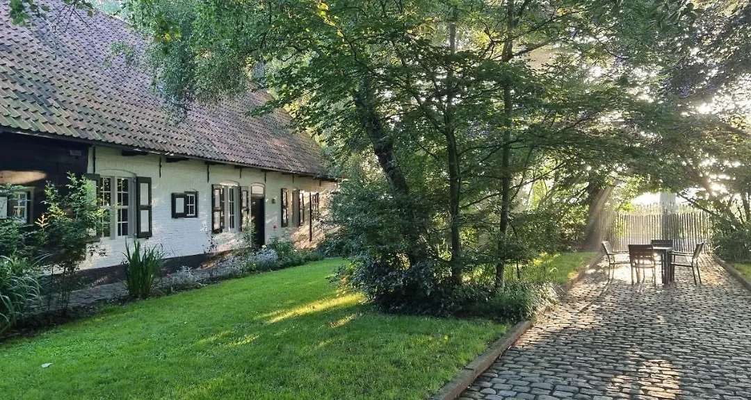 Hotel Landhuis 't Wilgenerf-1