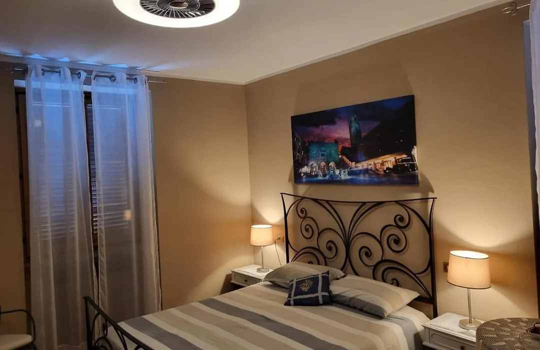 B&B Rufhouse-1