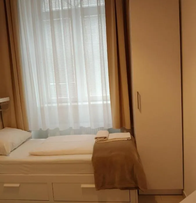 Ch-Hotel Luka Budget-1