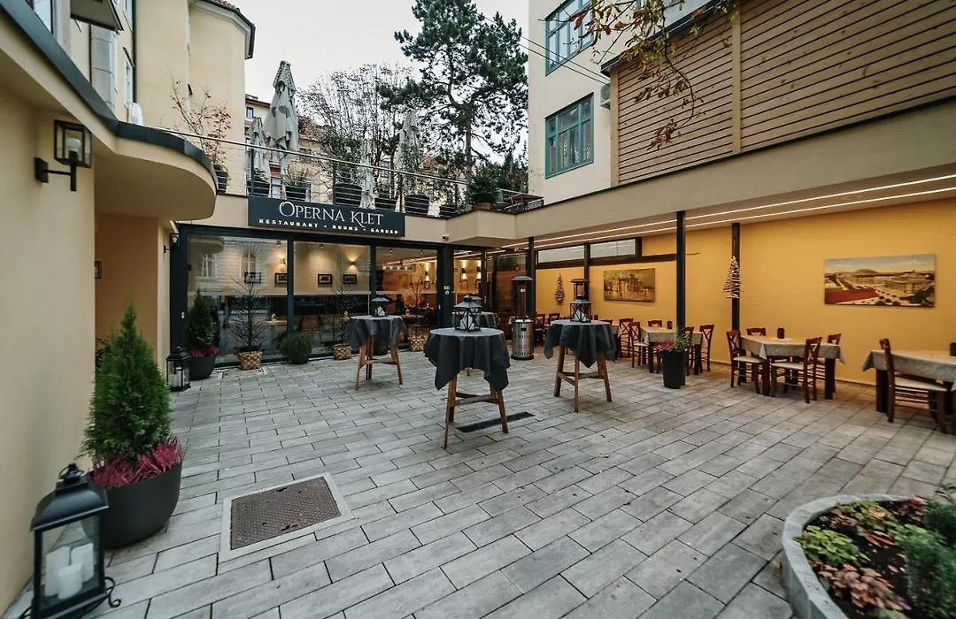Operna Klet Ljubljana-1