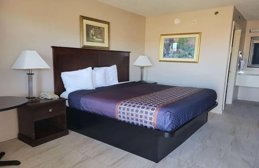 Carom Inn Denham Springs-Batonrouge-1