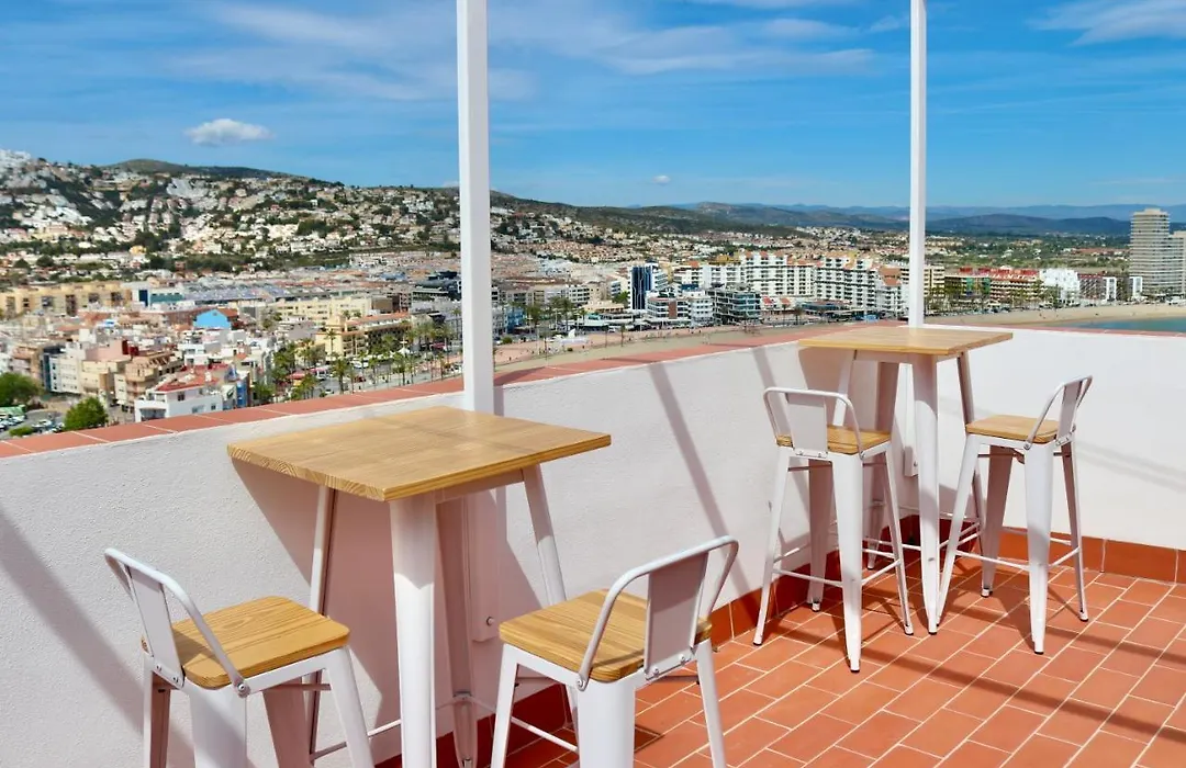 La Plaza Hostal-1