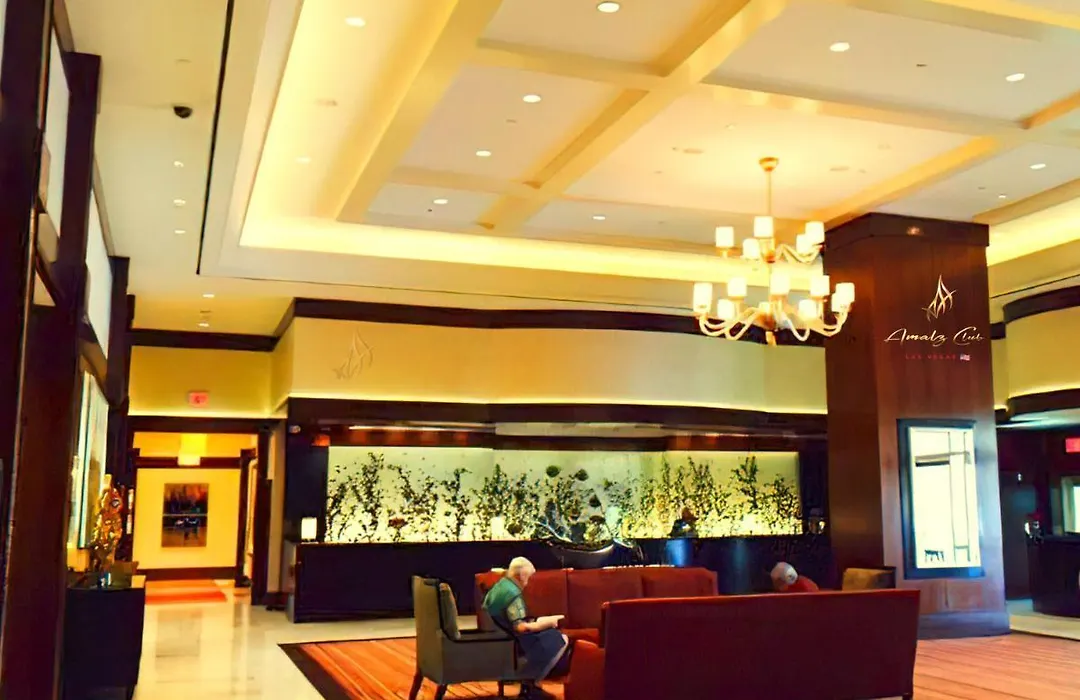Amalz 1 Bedroom 2 Bathroom Balcony Suites At Mgm Signature !-1