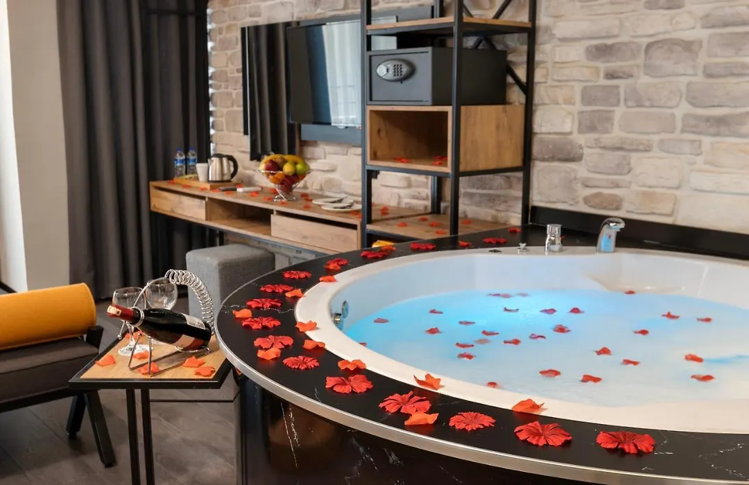 Afflon Hotels Loft City-1