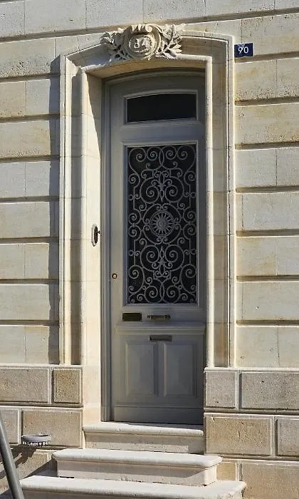 Chez Mag-1