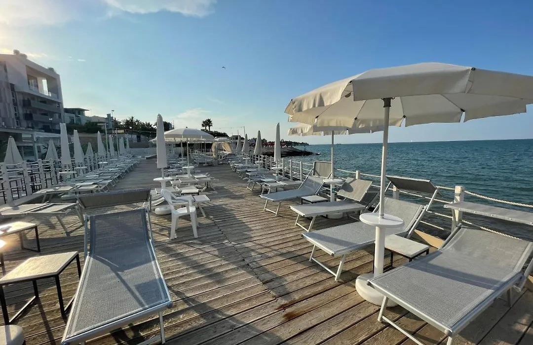 Fabris Palace-1