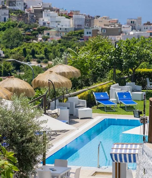 Hotel La Luna-1