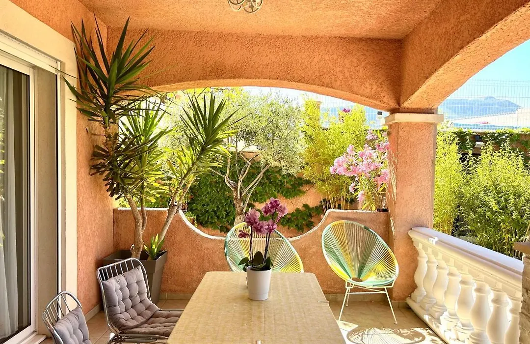 Chambres d'hôtes Les Noisetiers-1