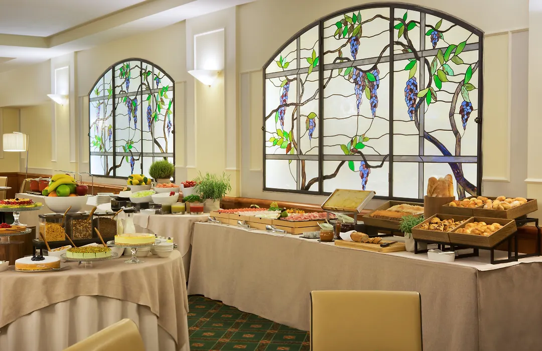 Starhotels Business Palace-1
