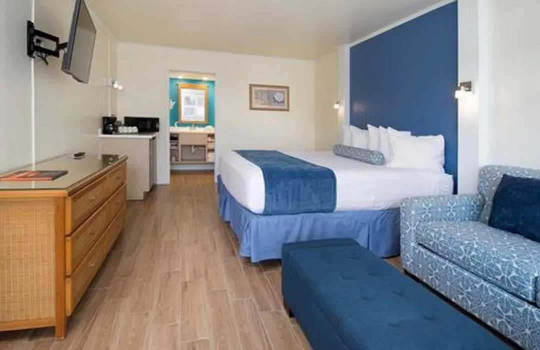 Outrigger Beach Resort-1