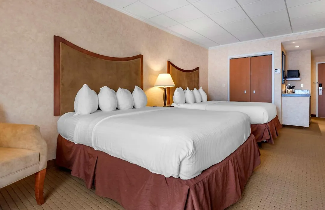Best Western Plus Oswego Hotel And Conference Center-1