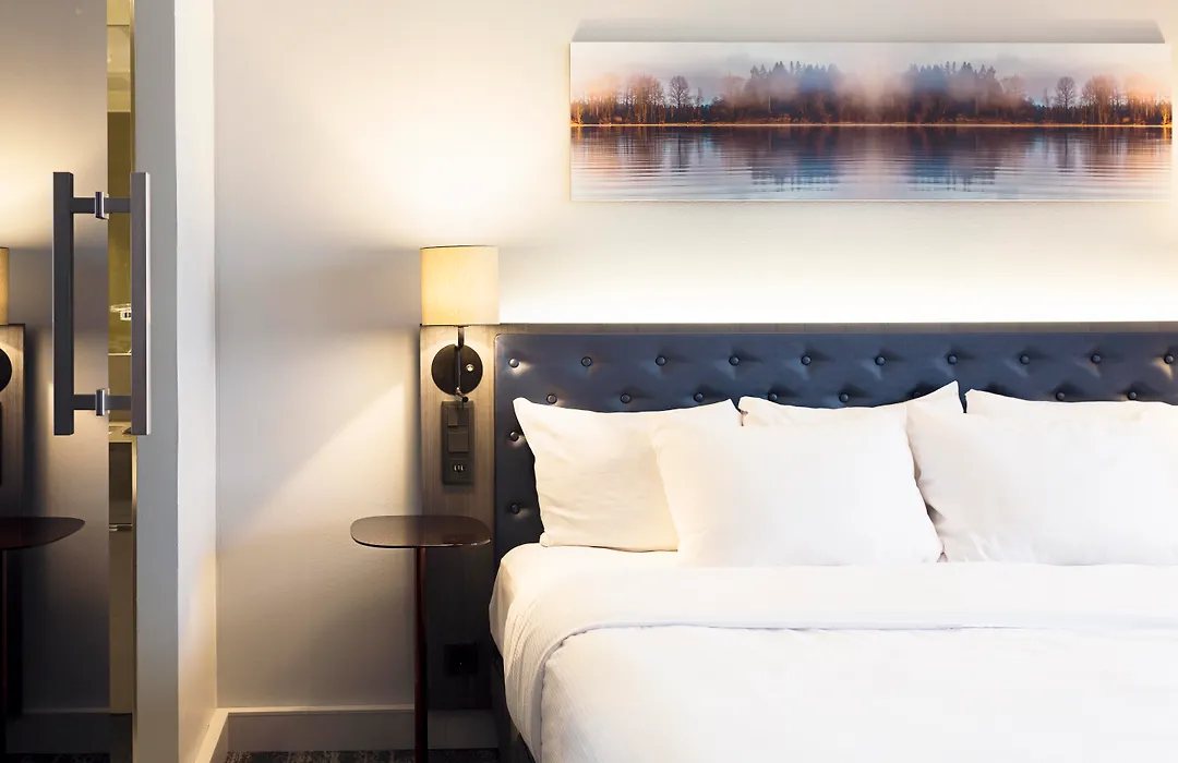 Hilton Helsinki Strand-1