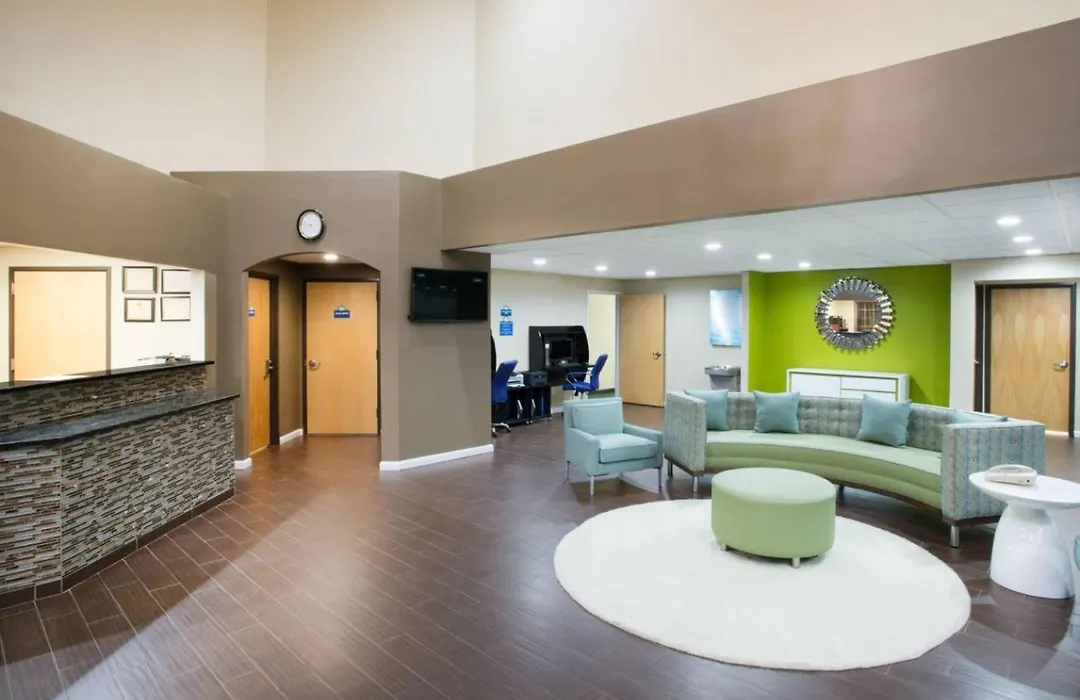Days Inn & Suites By Wyndham Cherry Hill - Philadelphia-1