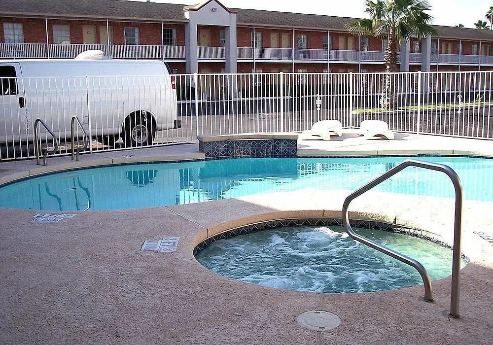 Value Inn & Suites - Harlingen-1