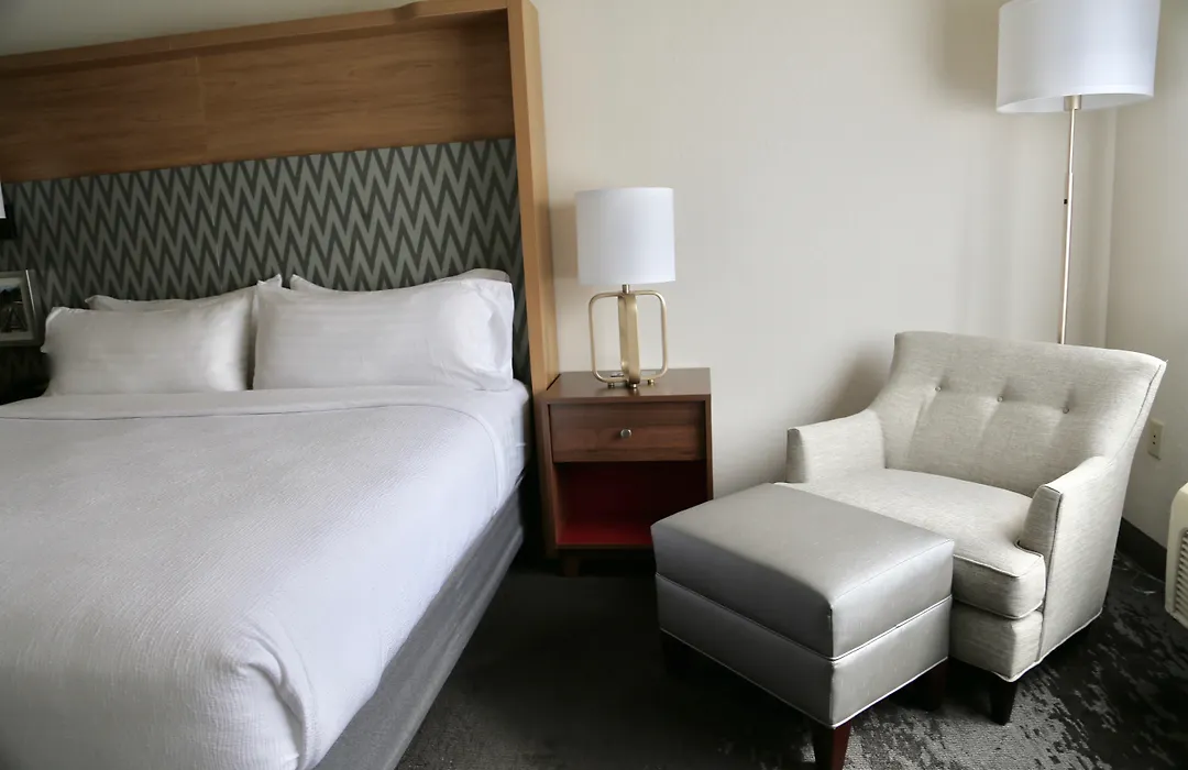 Holiday Inn Salem By Ihg-1