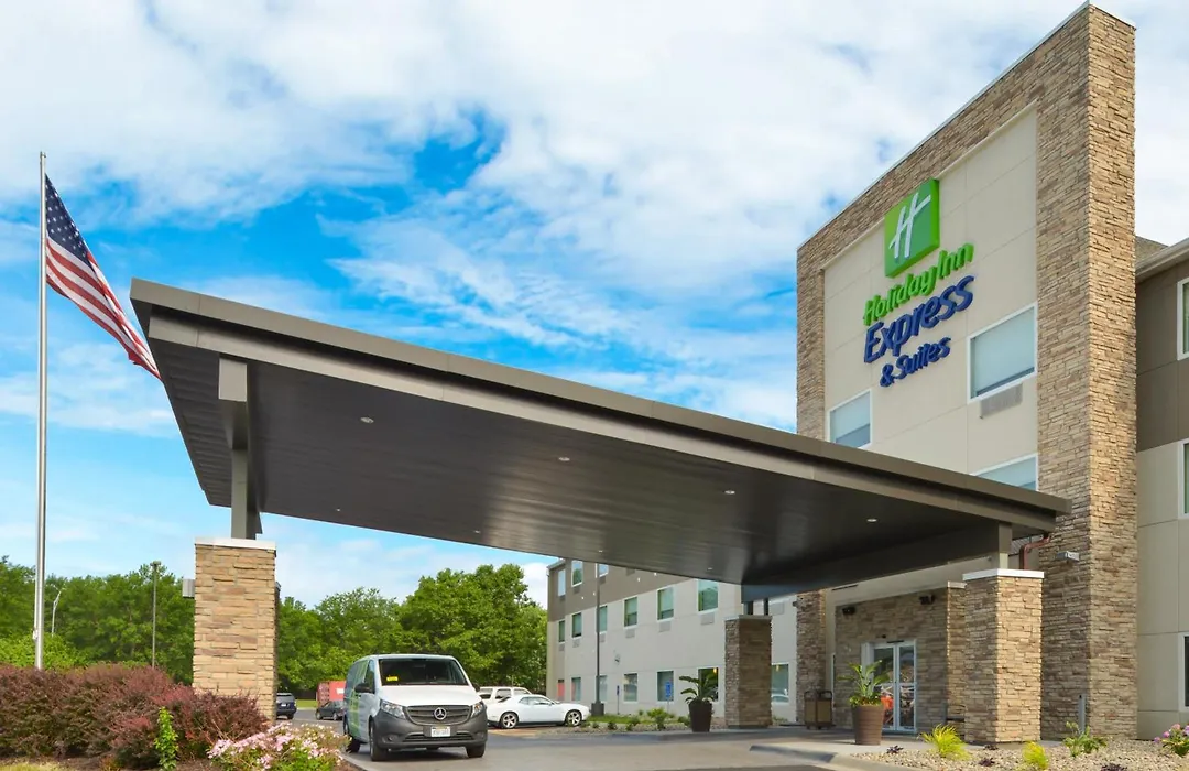 Holiday Inn Express & Suites - Omaha - 120Th And Maple By Ihg-1