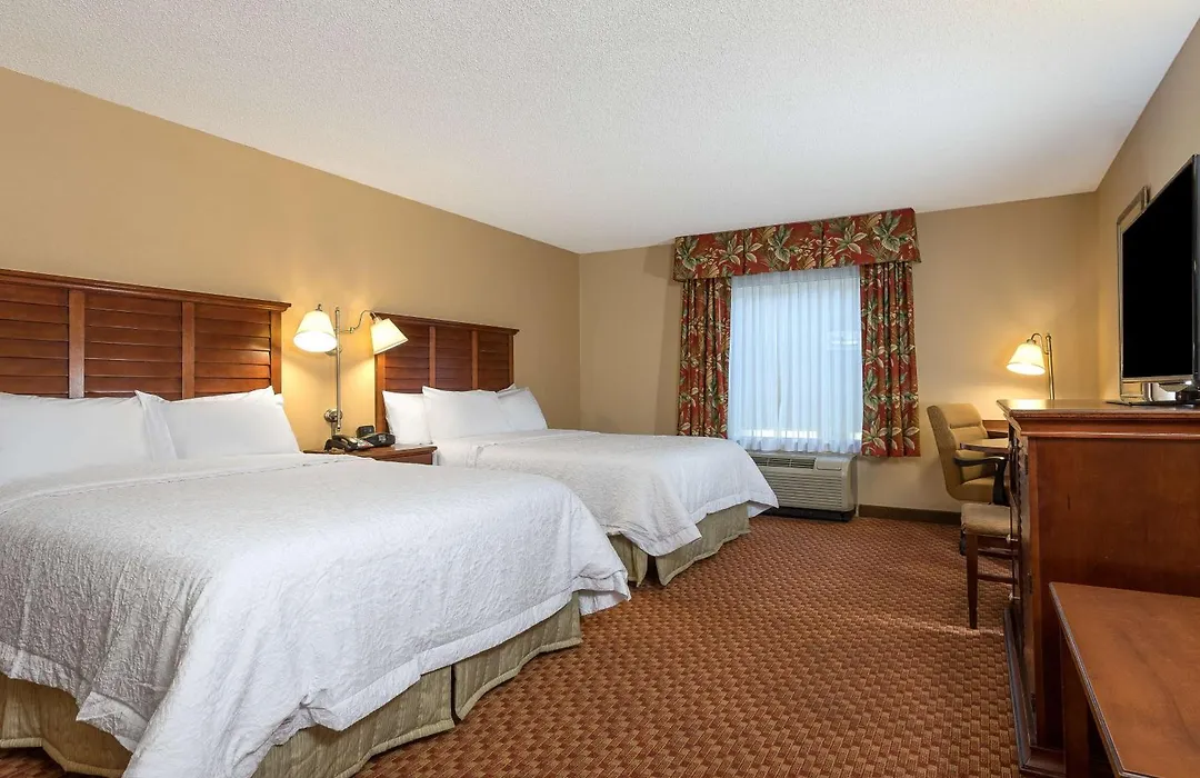 Hampton Inn & Suites Florence-North-I-95-1