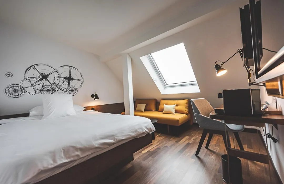 Hotel Bernina Geneva-1