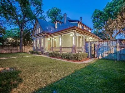 Dallas Victorian House-1