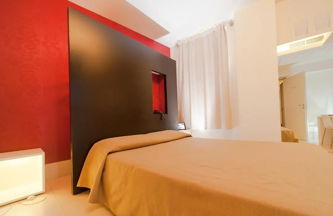 Savoy Hotel-1
