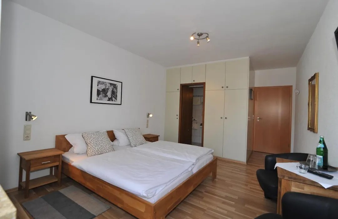 Weinhotel Lenz-1