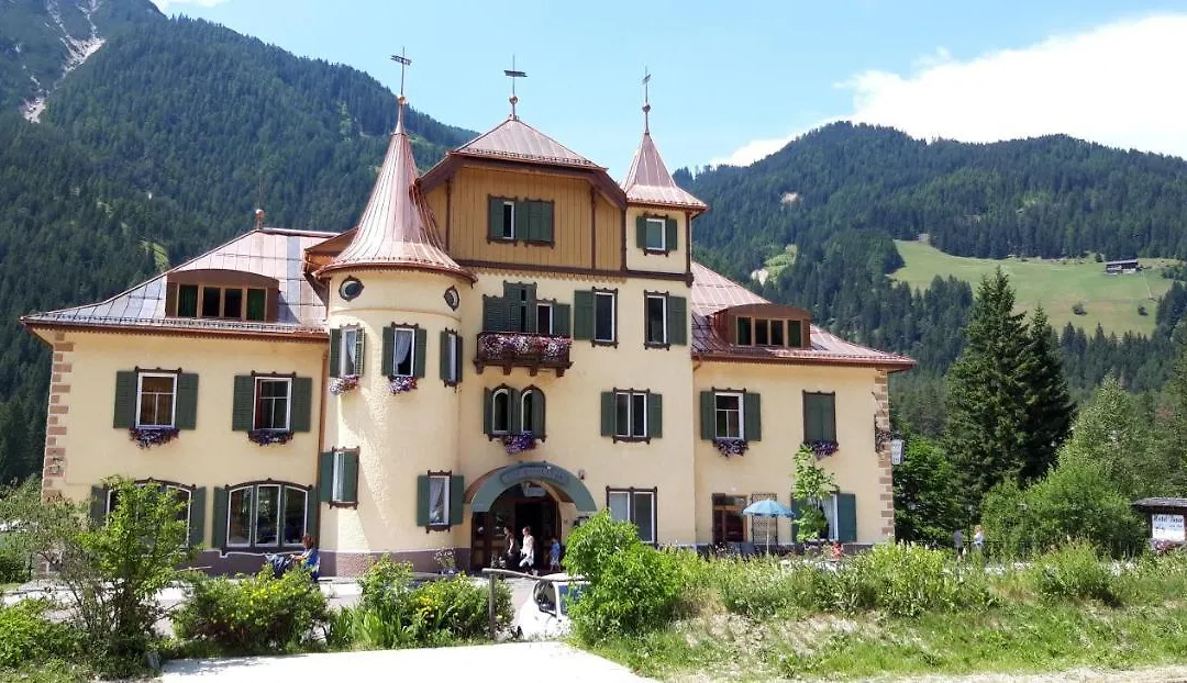Hotel Baur Am See-1