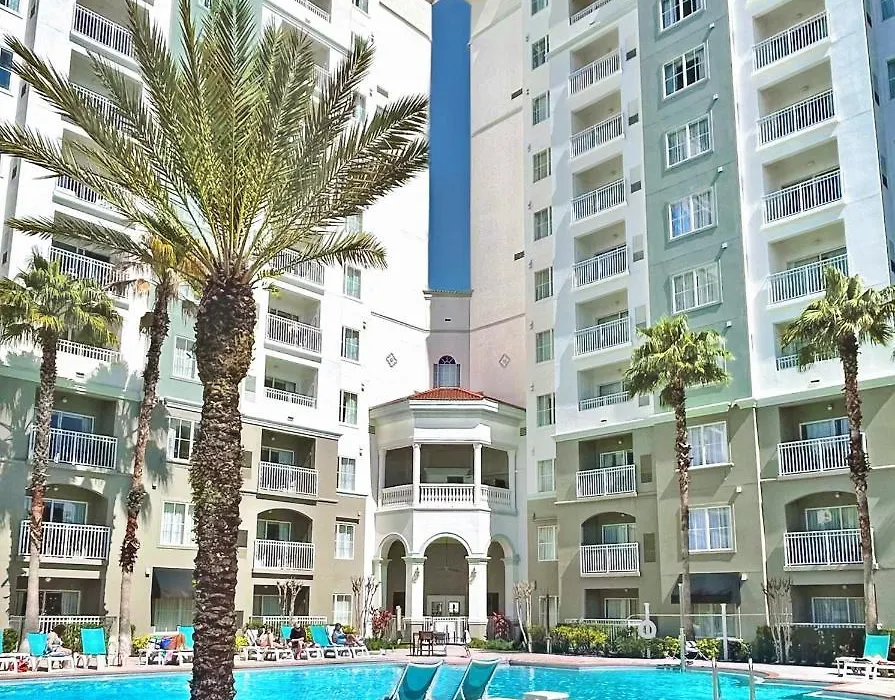 The Point Hotel & Suites Universal-1
