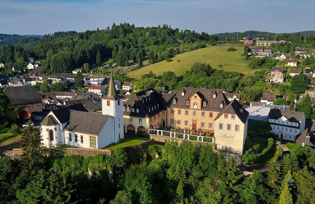 Schloßhotel Kurfürstliches Amtshaus Dauner Burg-1