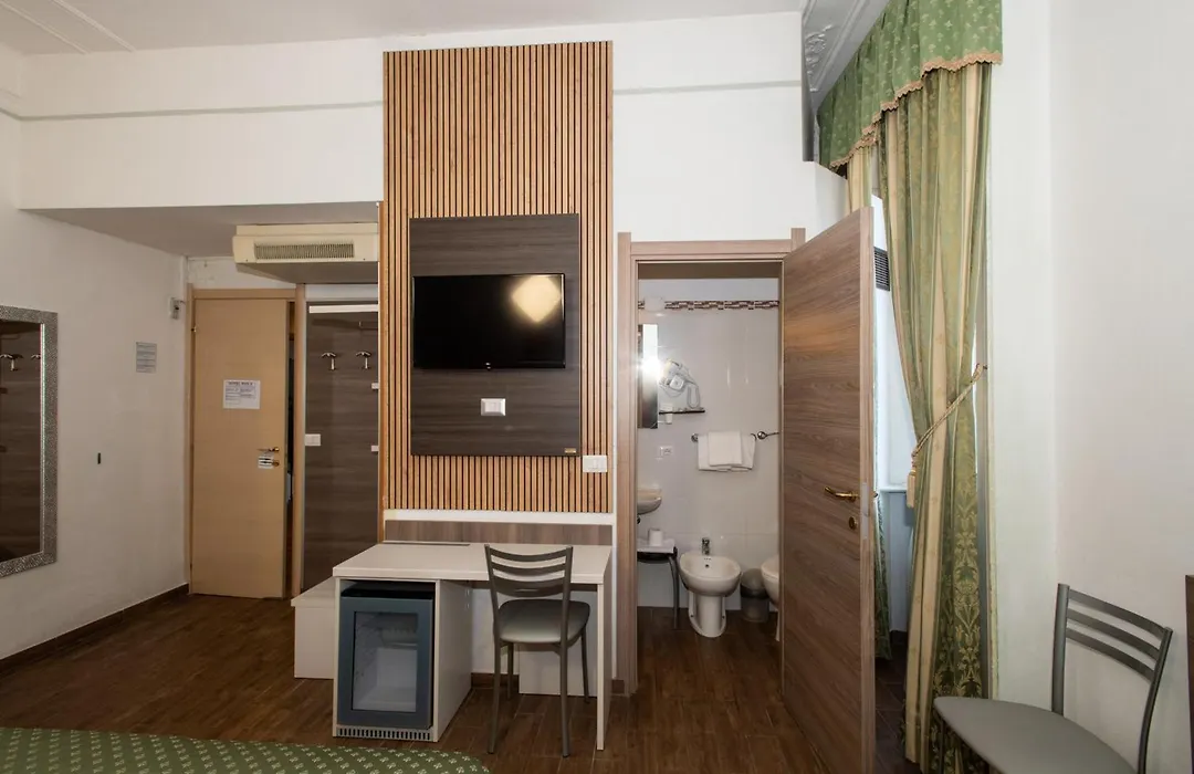 Hotel Piola-1