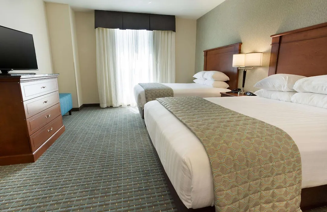 Drury Inn & Suites Burlington-1