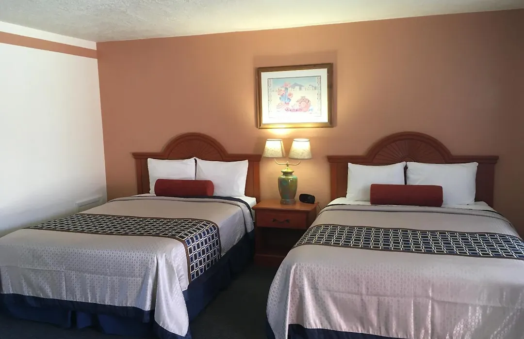 Casa Lemus Inn-1