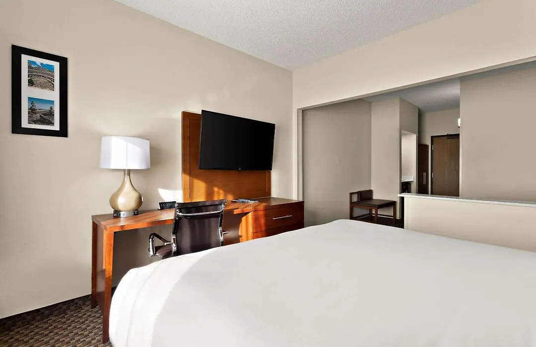 Comfort Suites University-1