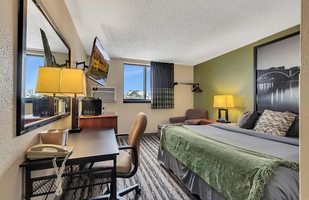 Bison Plains Lodge-1
