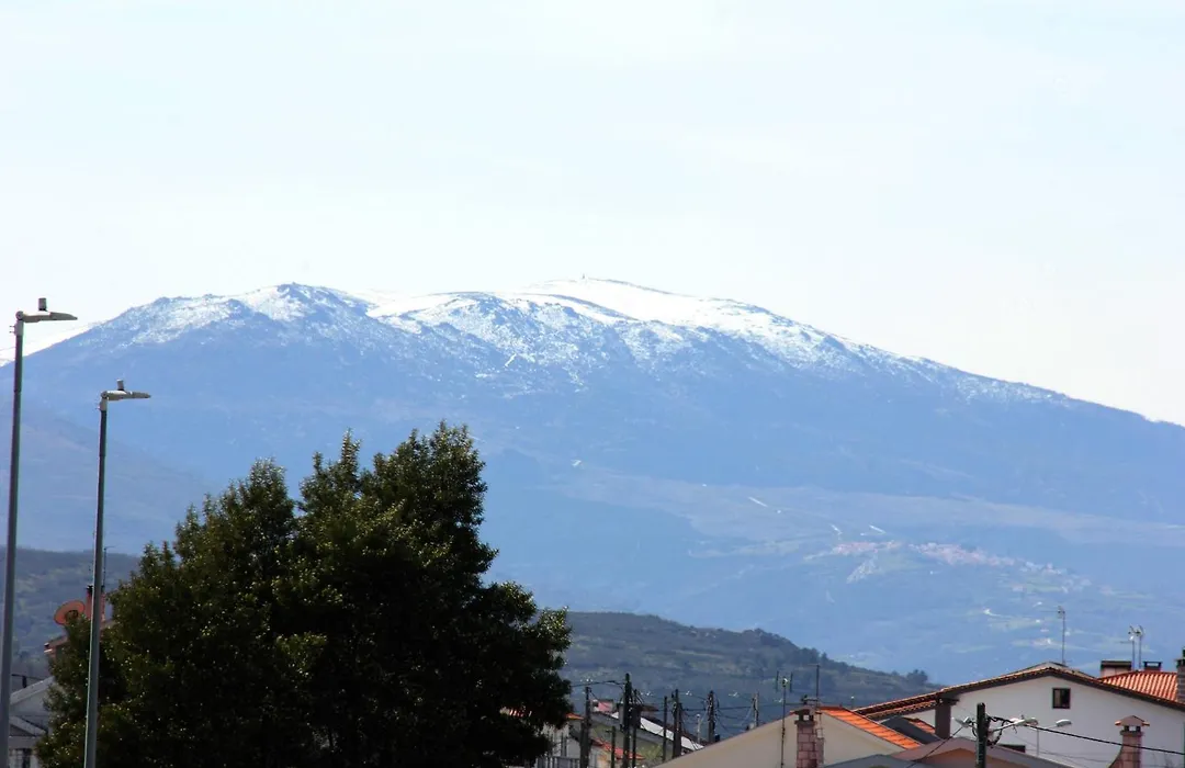 Quartos Em Vivenda Serra Da Estrela-1