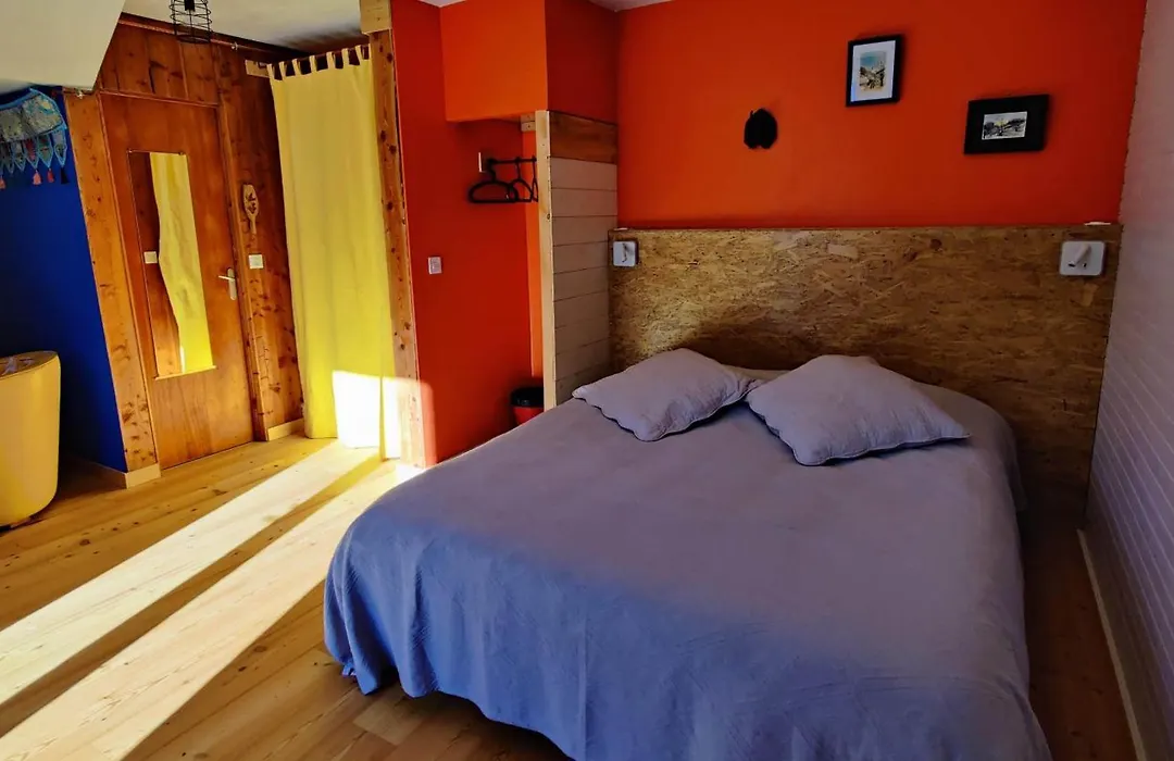 Chambre d'hôtes Chalet AILLEURS-1