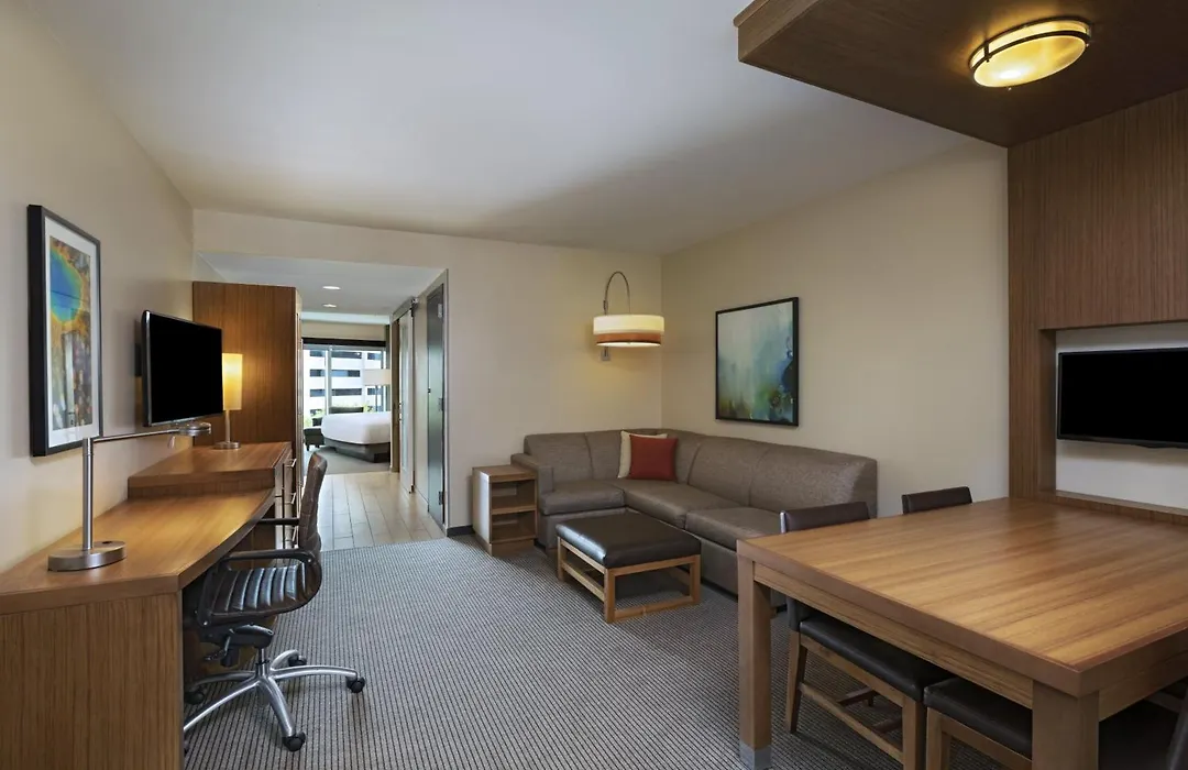 Hyatt Place Greensboro Downtown-1