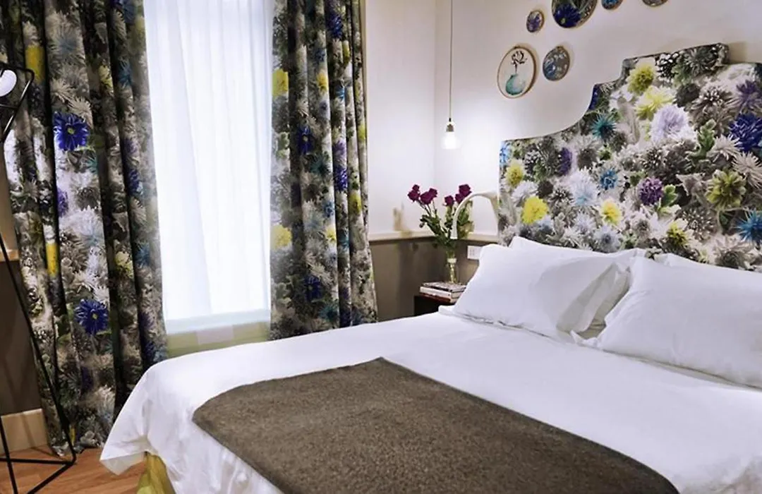 Cinque Rooms-1
